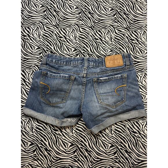 Vintage American Eagle Shorts - Picture 2 of 3
